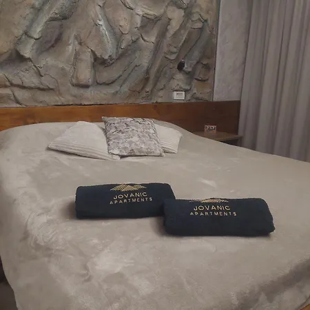 Jovanic 아파트